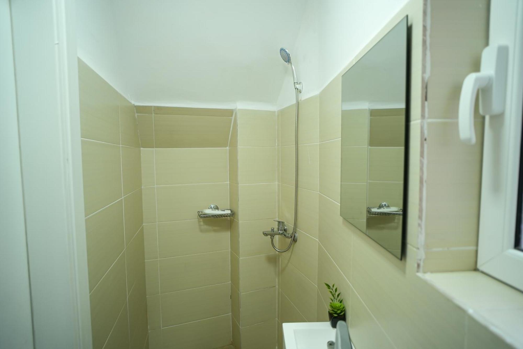 Grandpa House - Studio App.2 Tiran Dış mekan fotoğraf
